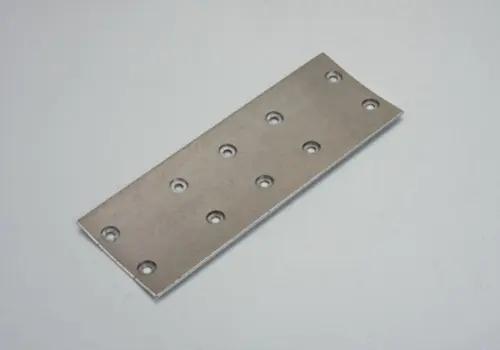 칼라가 있는 DIN 9834 가이드 부싱은 정밀 선삭 또는 밀링 시 공구 진동을 어떻게 줄입니까?